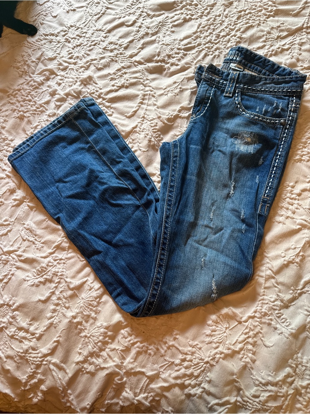 Women’s Distressed Blue Denim Jeans. Cruel brand, 9XL